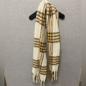 Cozy Multicolored Plaid fringe -trim Scarf